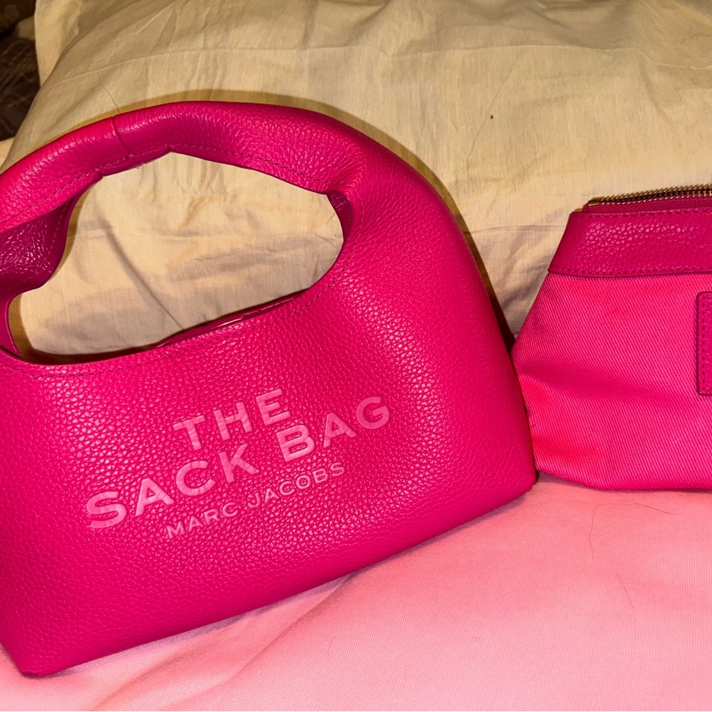 Marc Jacob’s mini sack bag!
